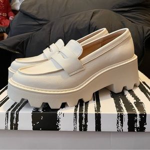 DV Dolce Vita Lug-Sole Loafer flats